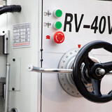 Радиально-сверлильный станок RV-40V миниатюра №2