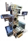 Широкоуниверсальный фрезерный станок СФ676-Ф1 с УЦИ миниатюра №2