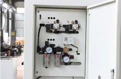 Вертикально-фрезерный обрабатывающий центр VMC855 с ЧПУ Fanuc (подготовлен к установке 4 оси) миниатюра №7