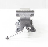 Тиски слесарные 