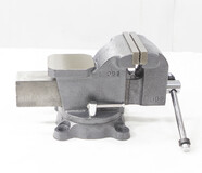 Тиски слесарные 