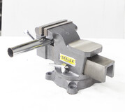 Тиски слесарные 