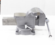 Тиски слесарные 