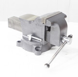 Тиски слесарные 