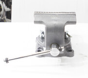 Тиски слесарные 