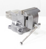 Тиски слесарные 