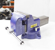 Тиски слесарные 