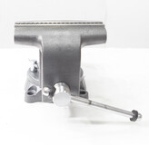 Тиски слесарные 