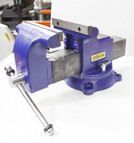 Тиски слесарные 