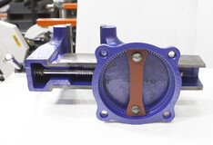 Тиски слесарные 