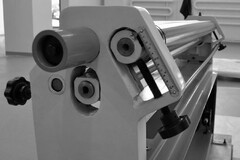 Станок вальцовочный электромеханический Stalex ESR-1300x1.5 миниатюра №8