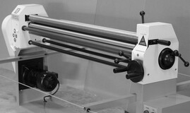 Станок вальцовочный электромеханический Stalex ESR-1300x1.5E миниатюра №4