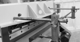 Гильотина электромеханическая Stalex Q11-4x2000 миниатюра №4