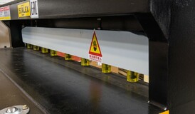 Гильотина электромеханическая Stalex SBJB 3x1300 миниатюра №1