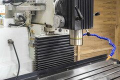 Инструментальный фрезерный станок Stalex WFM 750 Servo миниатюра №2